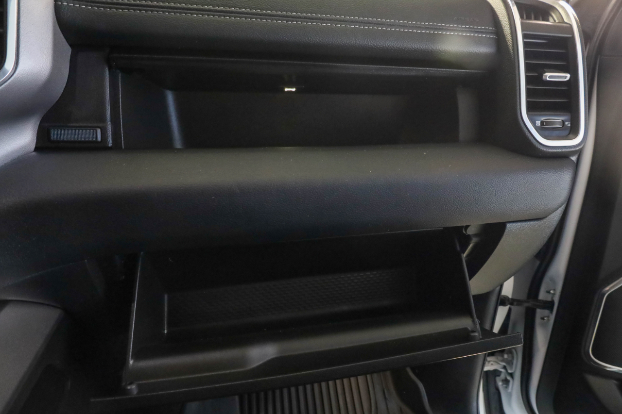 RAM 1500 Laramie 4x4 Crew Cab 5'7" Box 2022