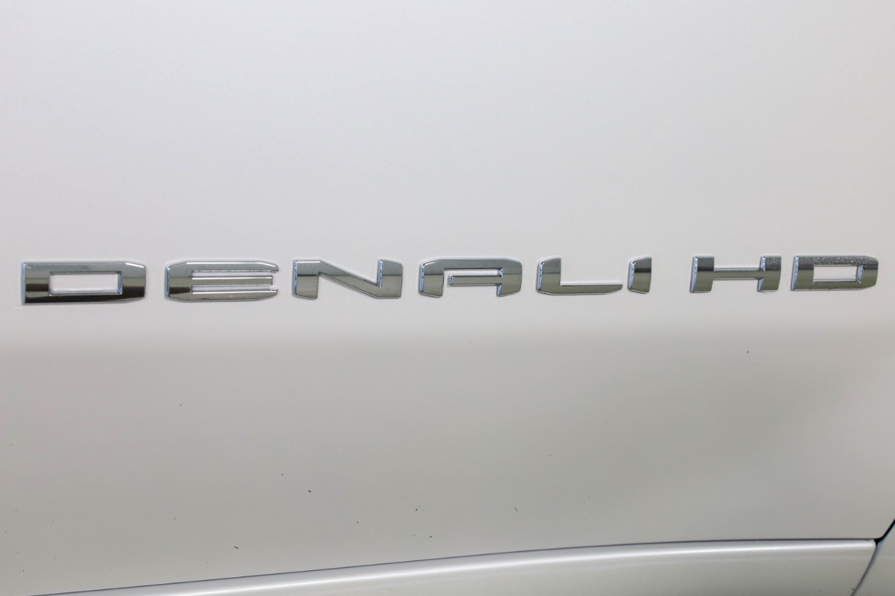 GMC Sierra 2500HD 4WD Crew Cab 159" Denali 2023