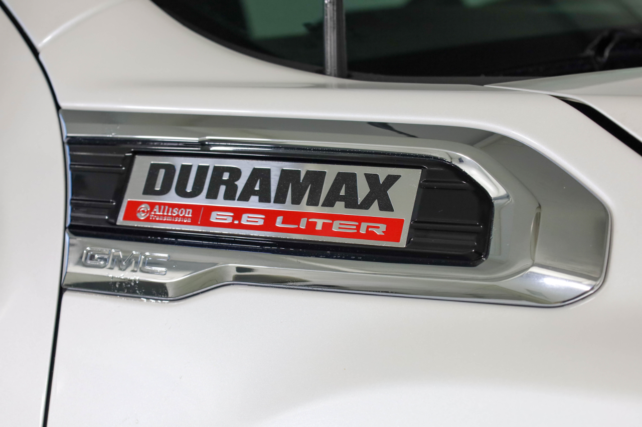 GMC Sierra 2500HD 4WD Crew Cab 159" Denali 2023