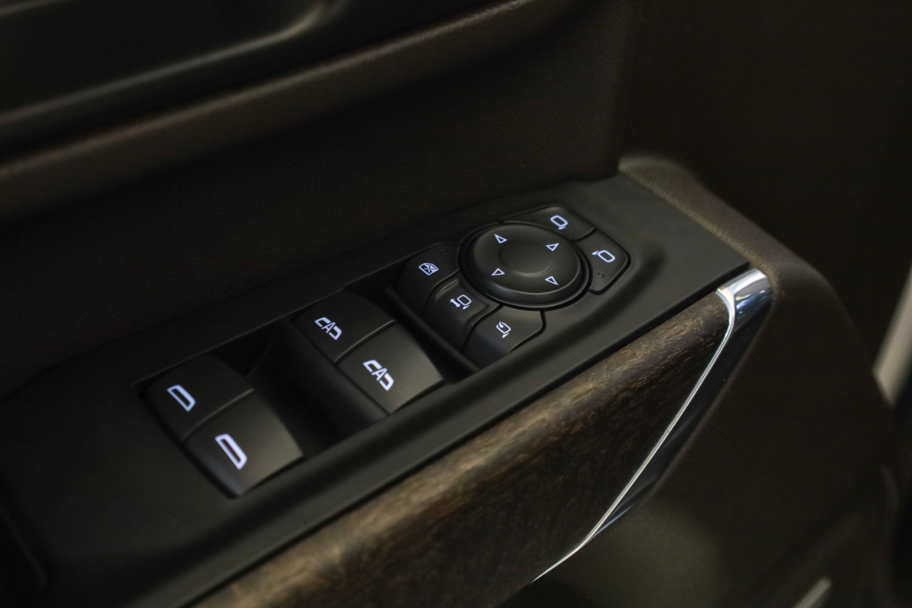 GMC Sierra 2500HD 4WD Crew Cab 159" Denali 2023