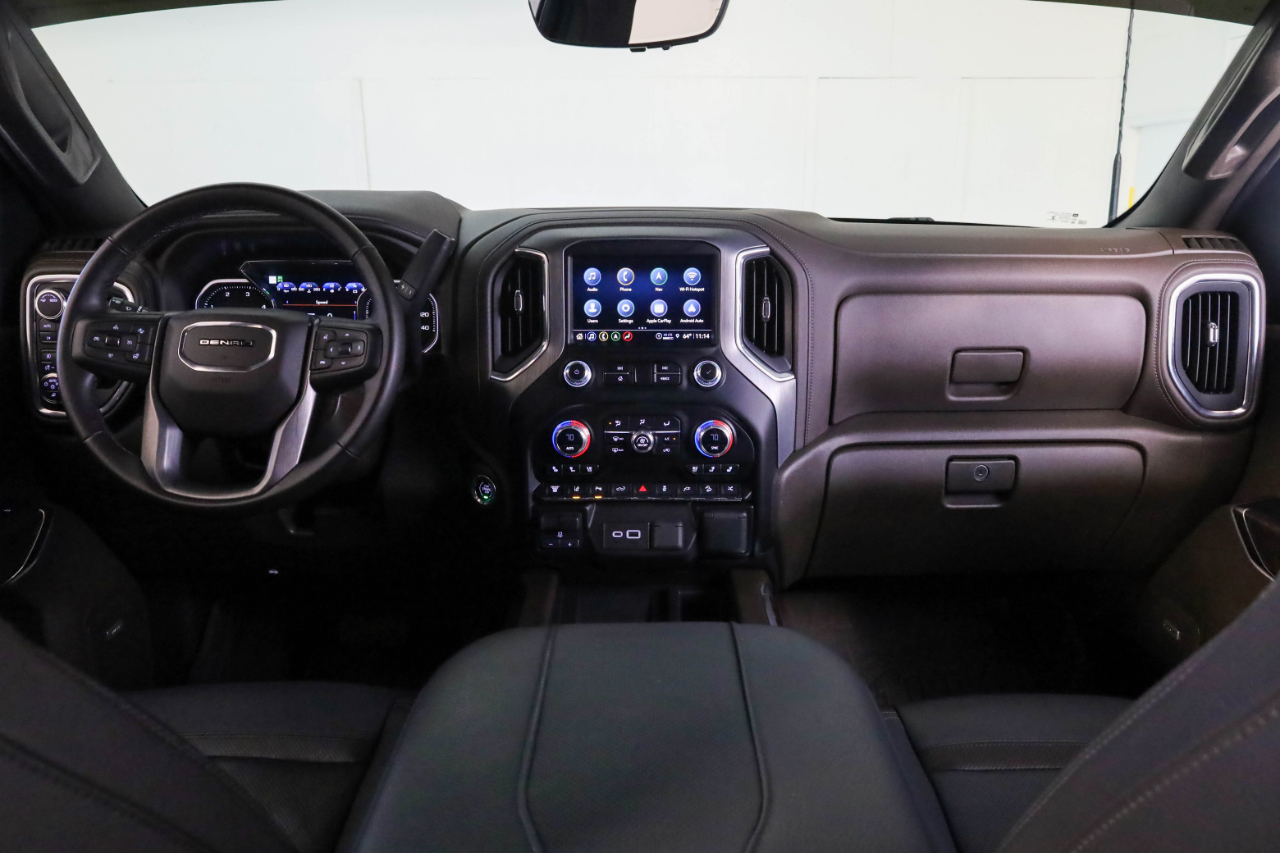 GMC Sierra 2500HD 4WD Crew Cab 159" Denali 2023