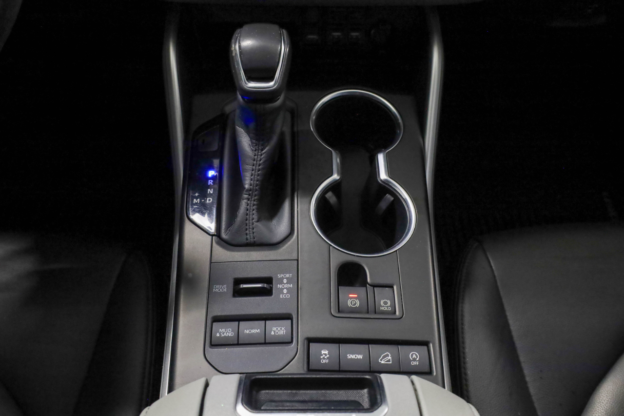 Toyota Highlander LE AWD (Natl) 2020