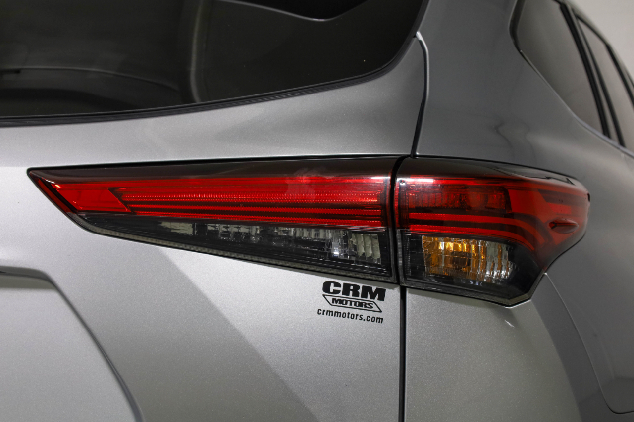 Toyota Highlander LE AWD (Natl) 2020