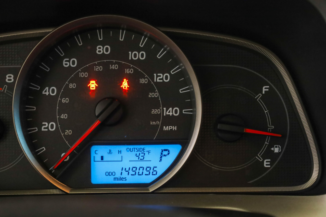 Toyota RAV4 FWD 4dr XLE (Natl) 2015