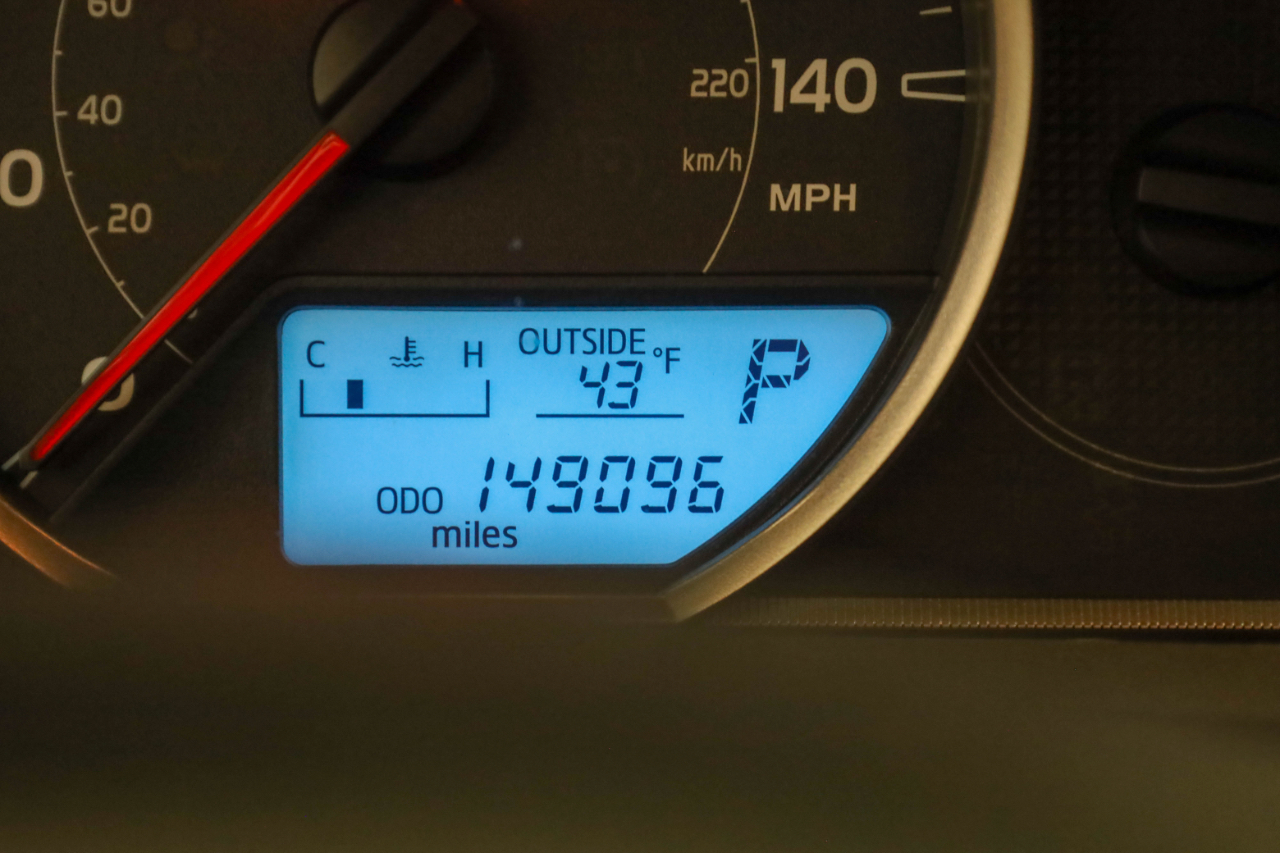 Toyota RAV4 FWD 4dr XLE (Natl) 2015