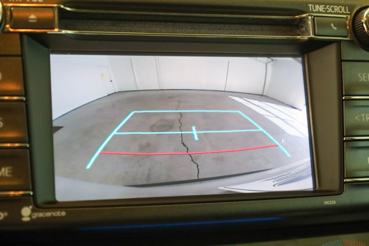 Toyota RAV4 FWD 4dr XLE (Natl) 2015