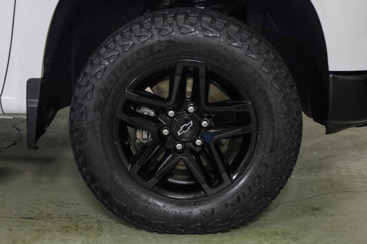Chevrolet Silverado 1500 4WD Crew Cab 147" LT Trail Boss 2023