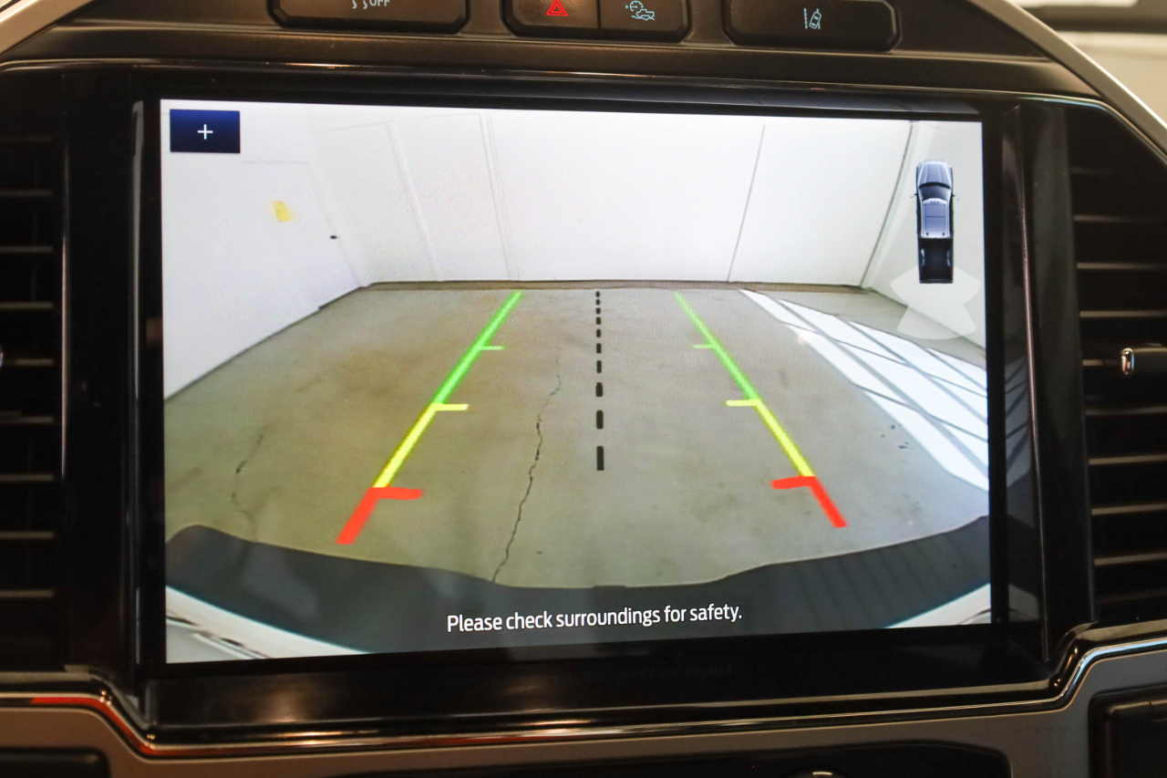 Ford Super Duty F-250 SRW Lariat 4WD Crew Cab 8' Box 2022