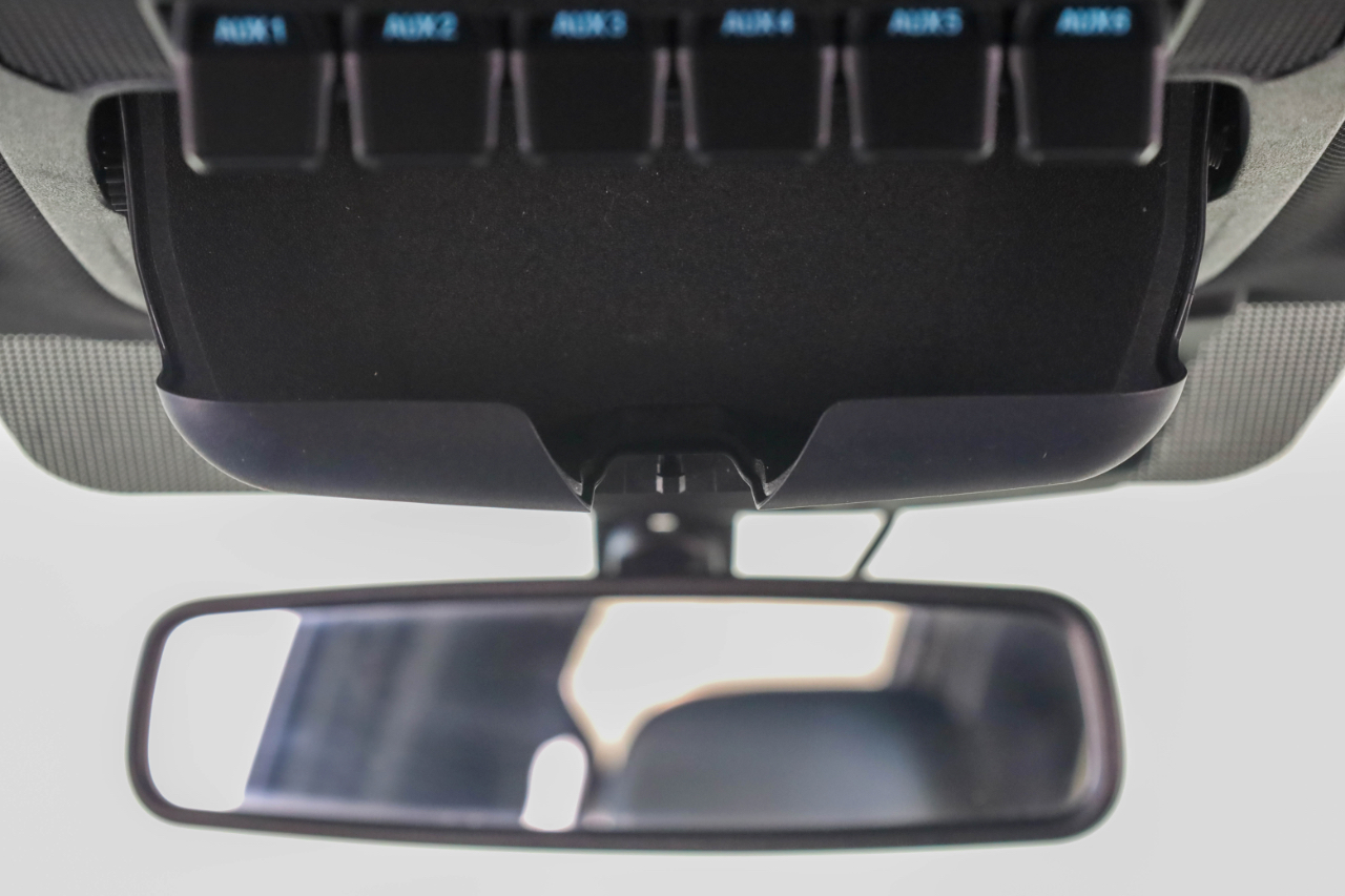 Ford Super Duty F-250 SRW Lariat 4WD Crew Cab 8' Box 2022