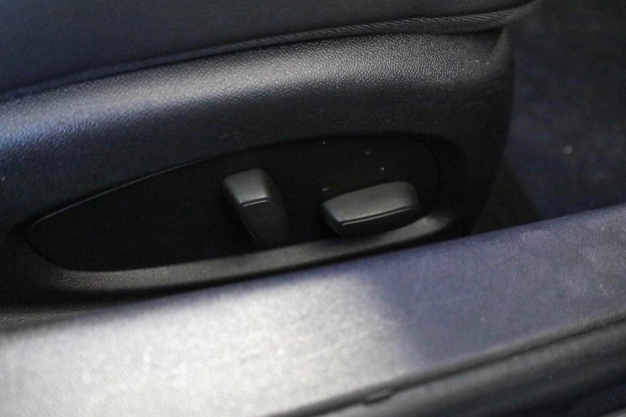 Chevrolet Camaro 2dr Cpe 2LT 2016