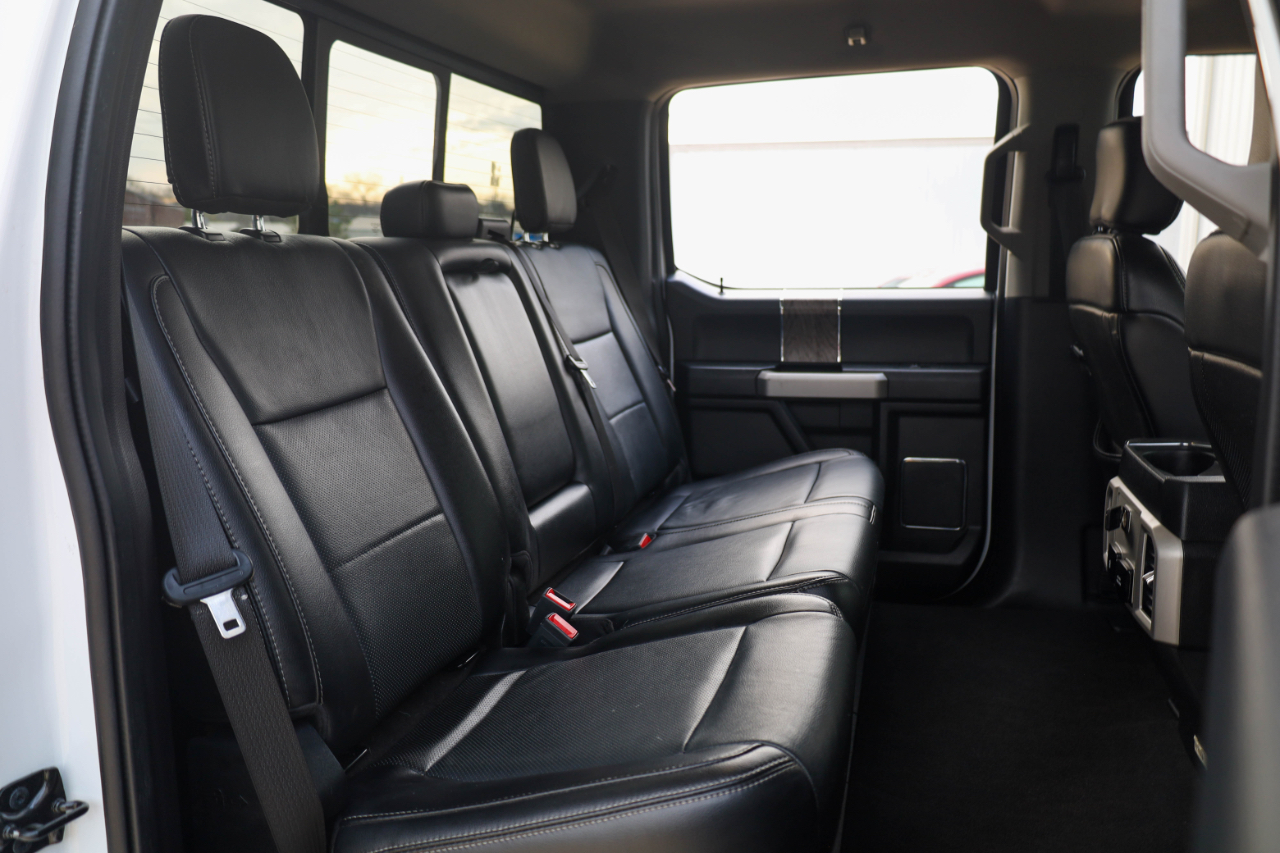 Ford Super Duty F-350 DRW Crew Cab 176" WB Lariat 4WD 2019