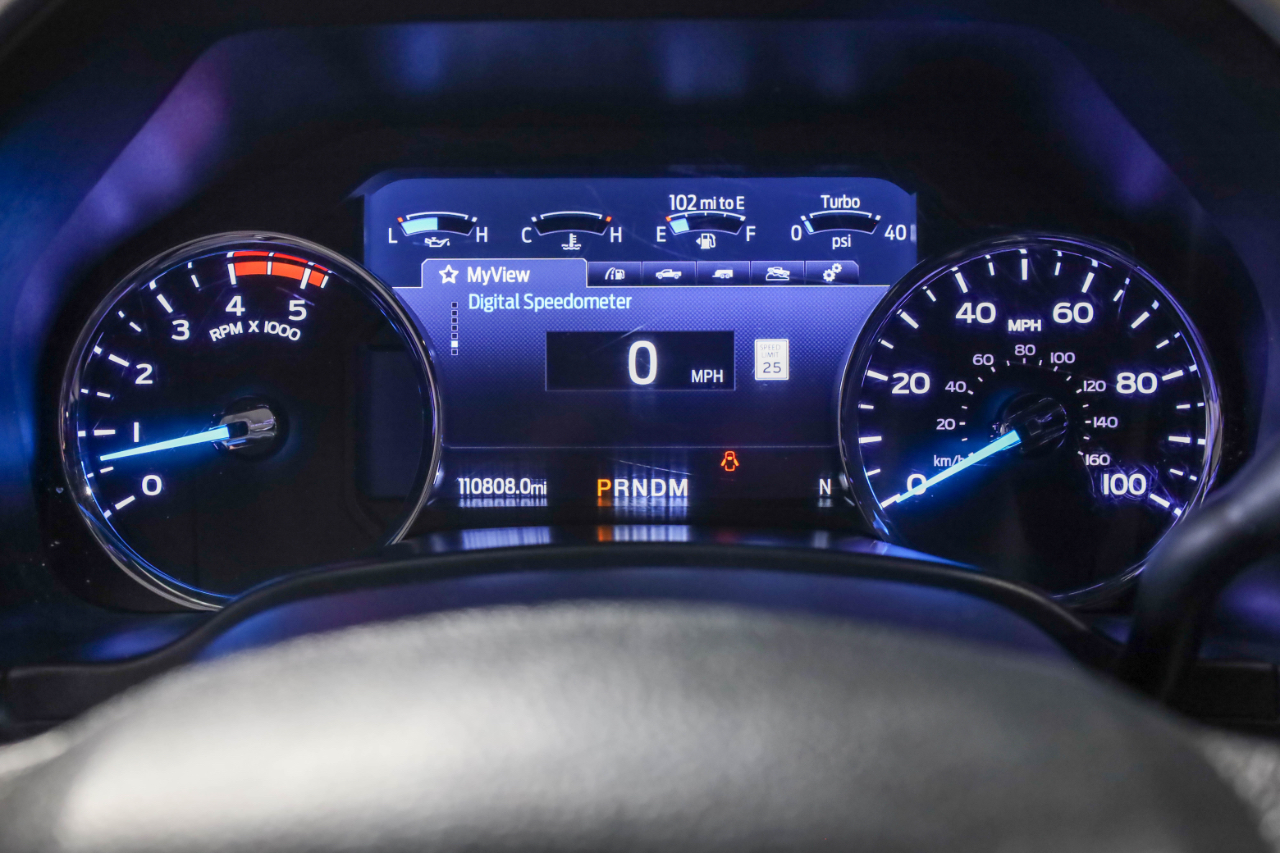 Ford Super Duty F-350 SRW Lariat 4WD Crew Cab 8' Box 2020