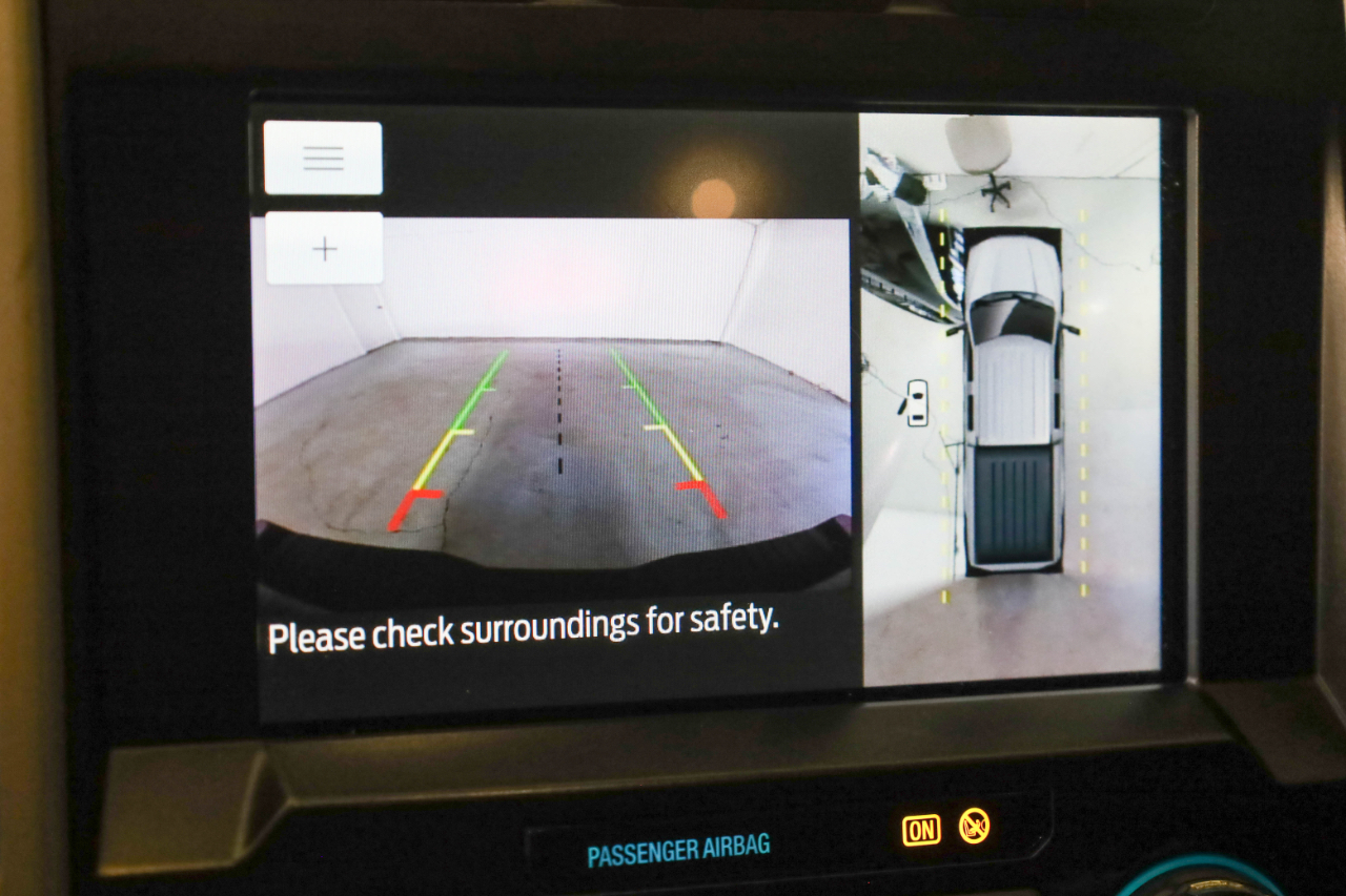 Ford Super Duty F-350 SRW Lariat 4WD Crew Cab 8' Box 2020