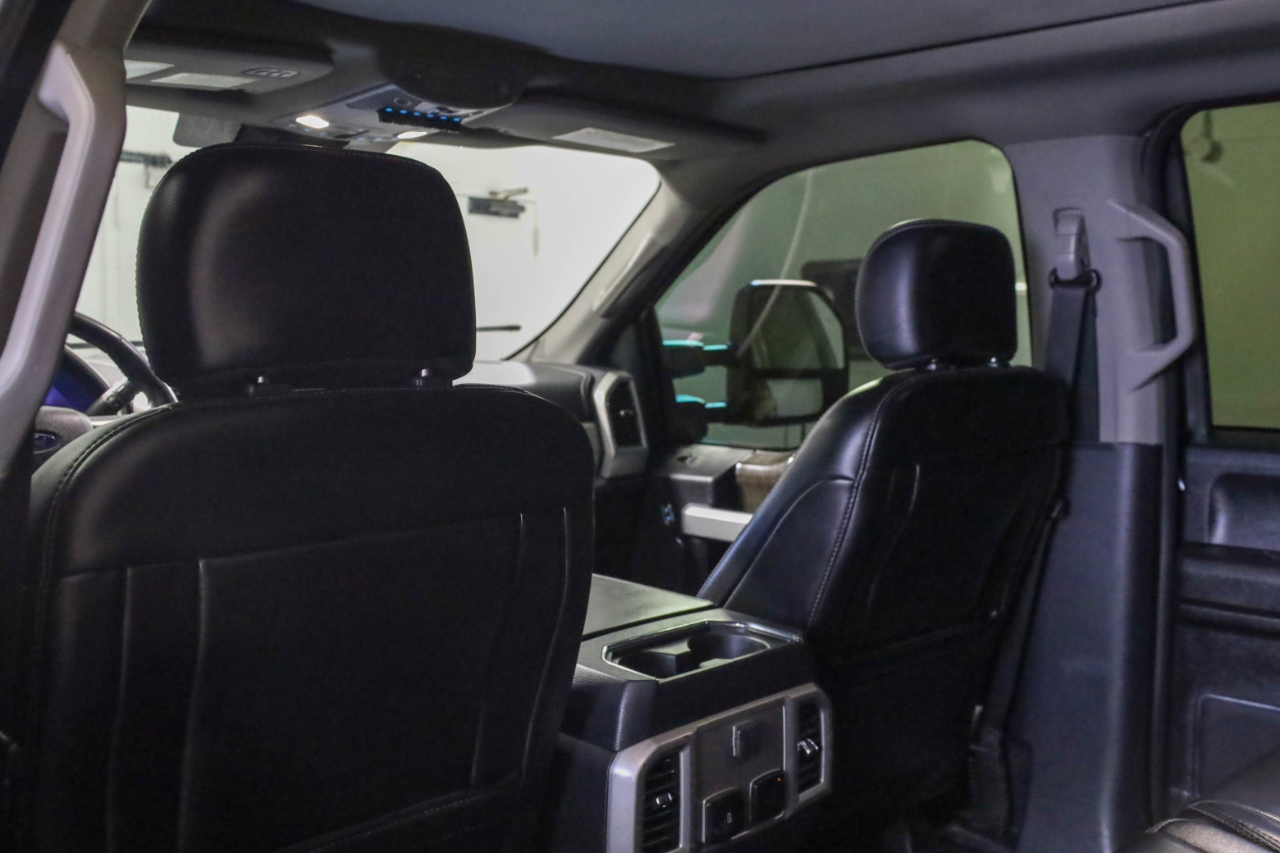 Ford Super Duty F-350 SRW Lariat 4WD Crew Cab 8' Box 2020