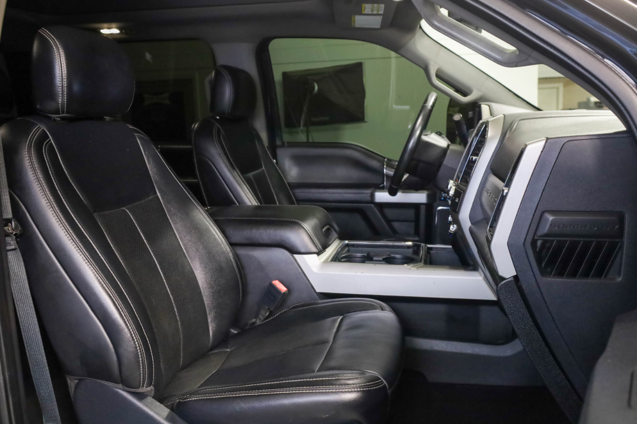 Ford Super Duty F-350 SRW Lariat 4WD Crew Cab 8' Box 2020