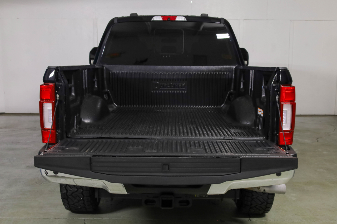 Ford Super Duty F-350 SRW Lariat 4WD Crew Cab 8' Box 2020