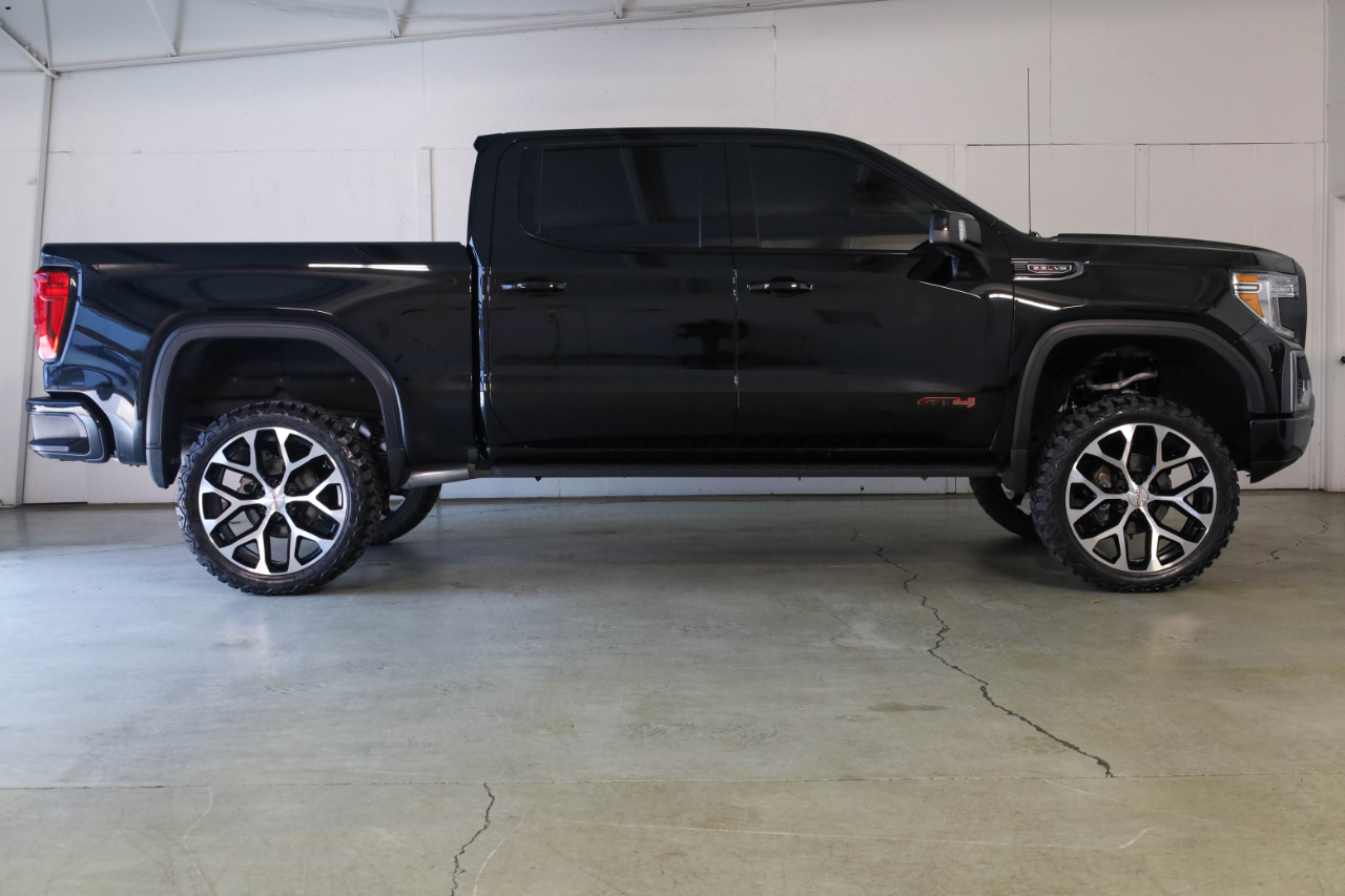 GMC Sierra 1500 4WD Crew Cab 147" AT4 2021
