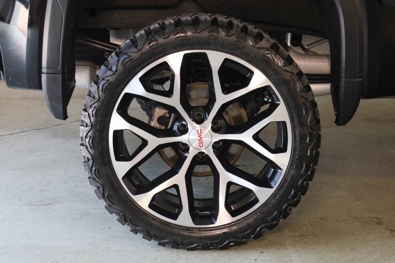 GMC Sierra 1500 4WD Crew Cab 147" AT4 2021