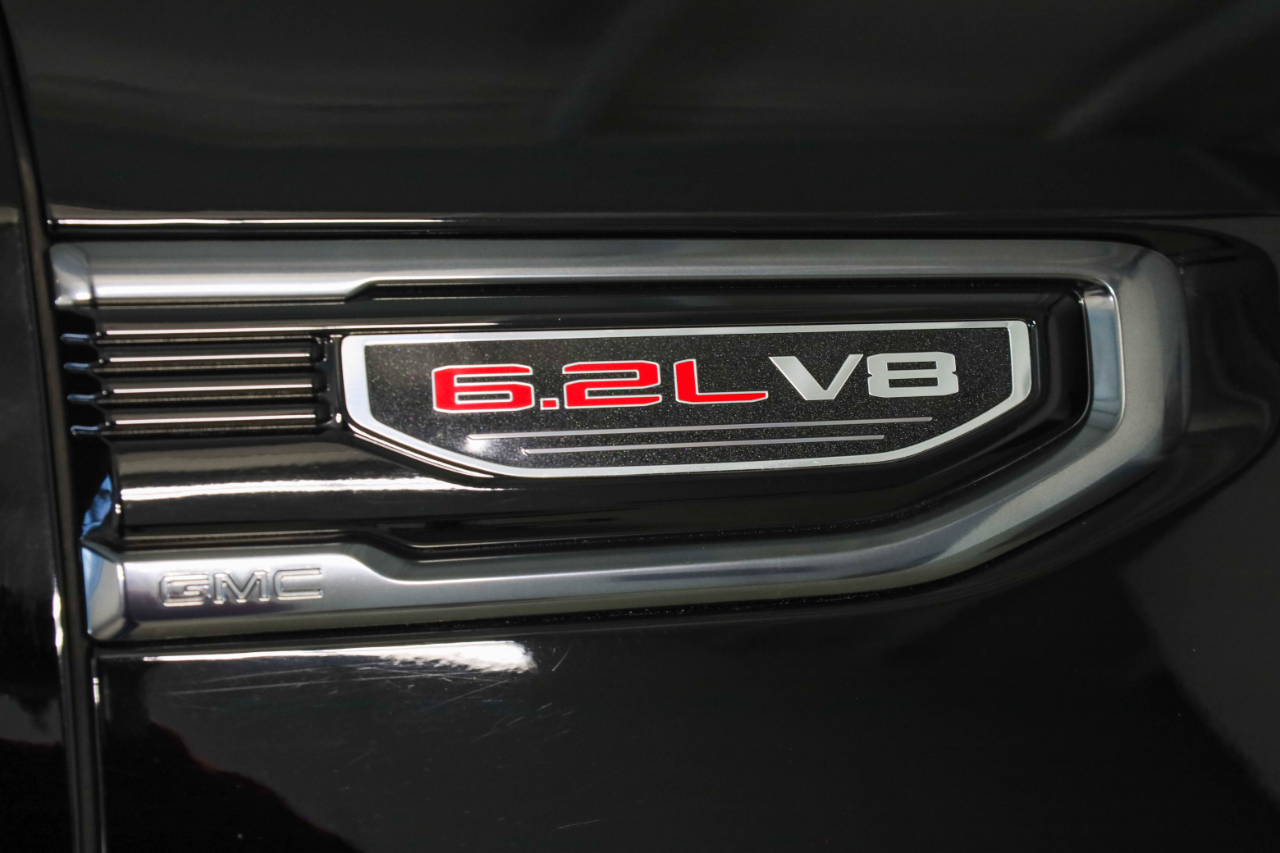 GMC Sierra 1500 4WD Crew Cab 147" AT4 2021