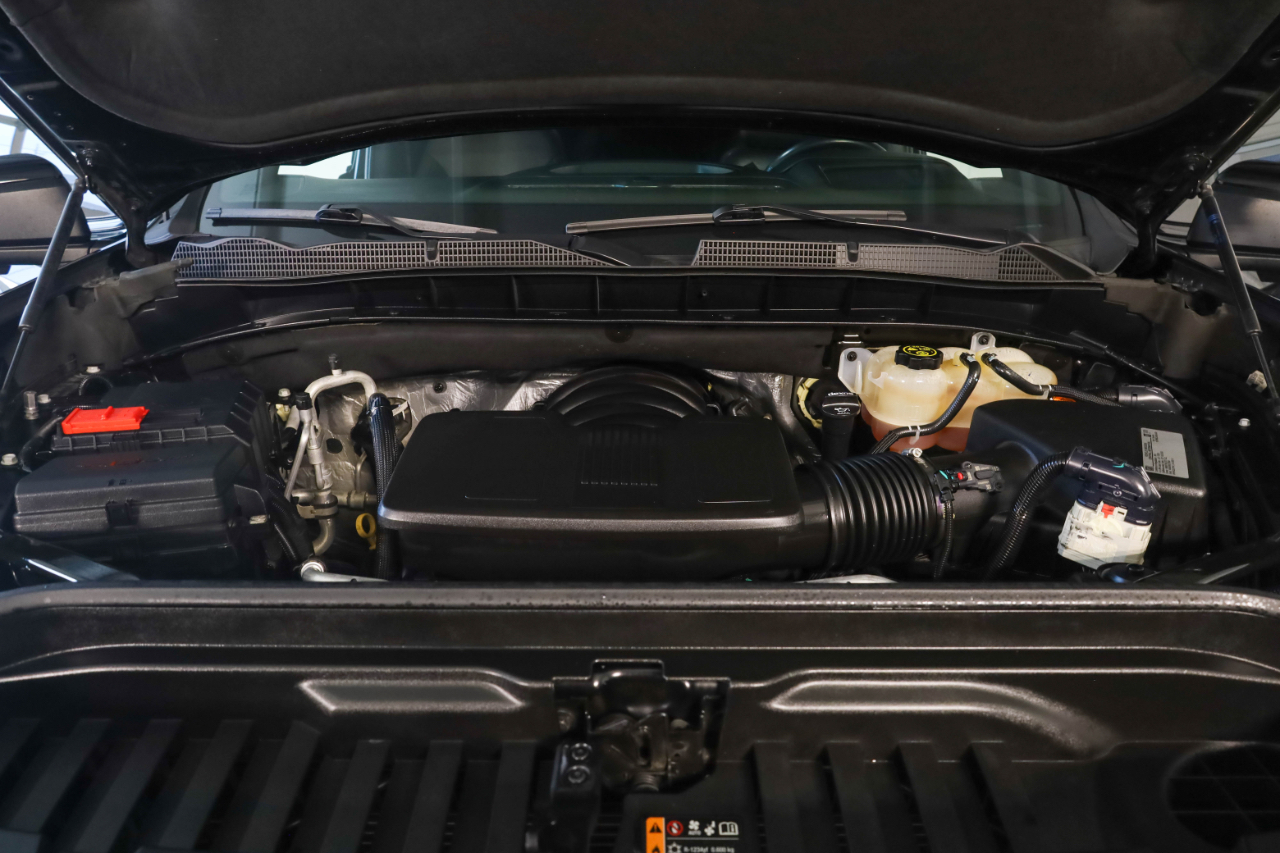 GMC Sierra 1500 4WD Crew Cab 147" AT4 2021