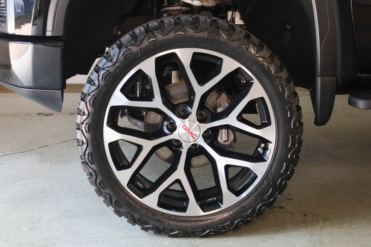 GMC Sierra 1500 4WD Crew Cab 147" AT4 2021