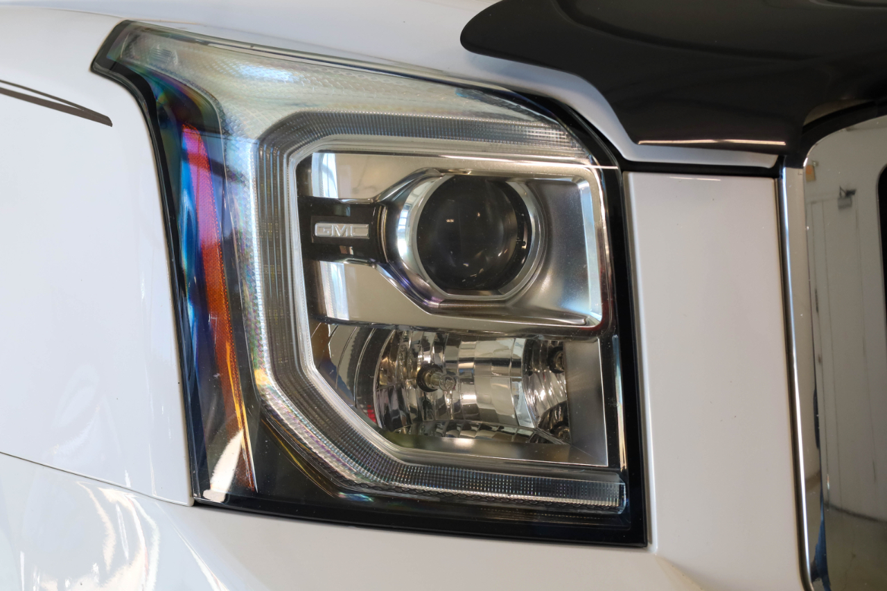 GMC Yukon XL 2WD 4dr SLT 2018