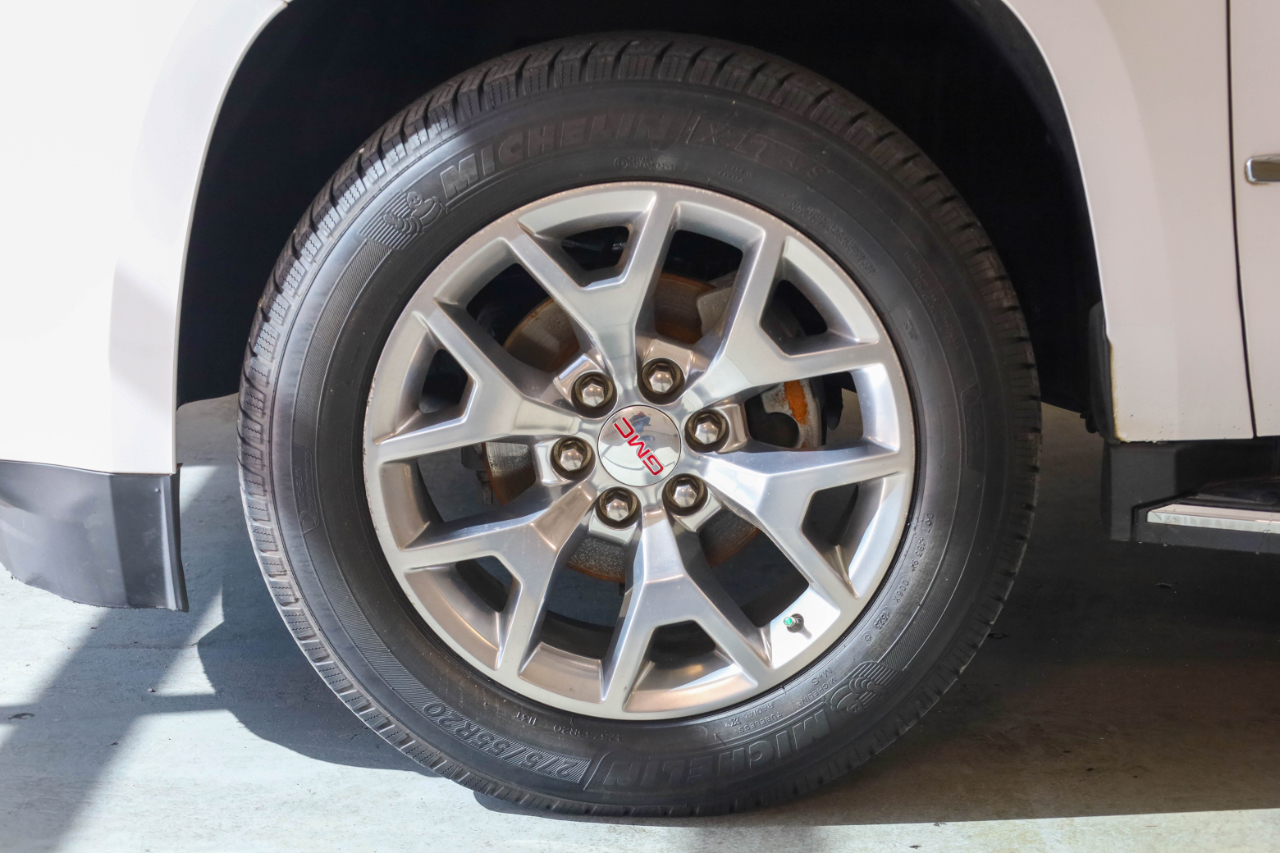 GMC Yukon XL 2WD 4dr SLT 2018