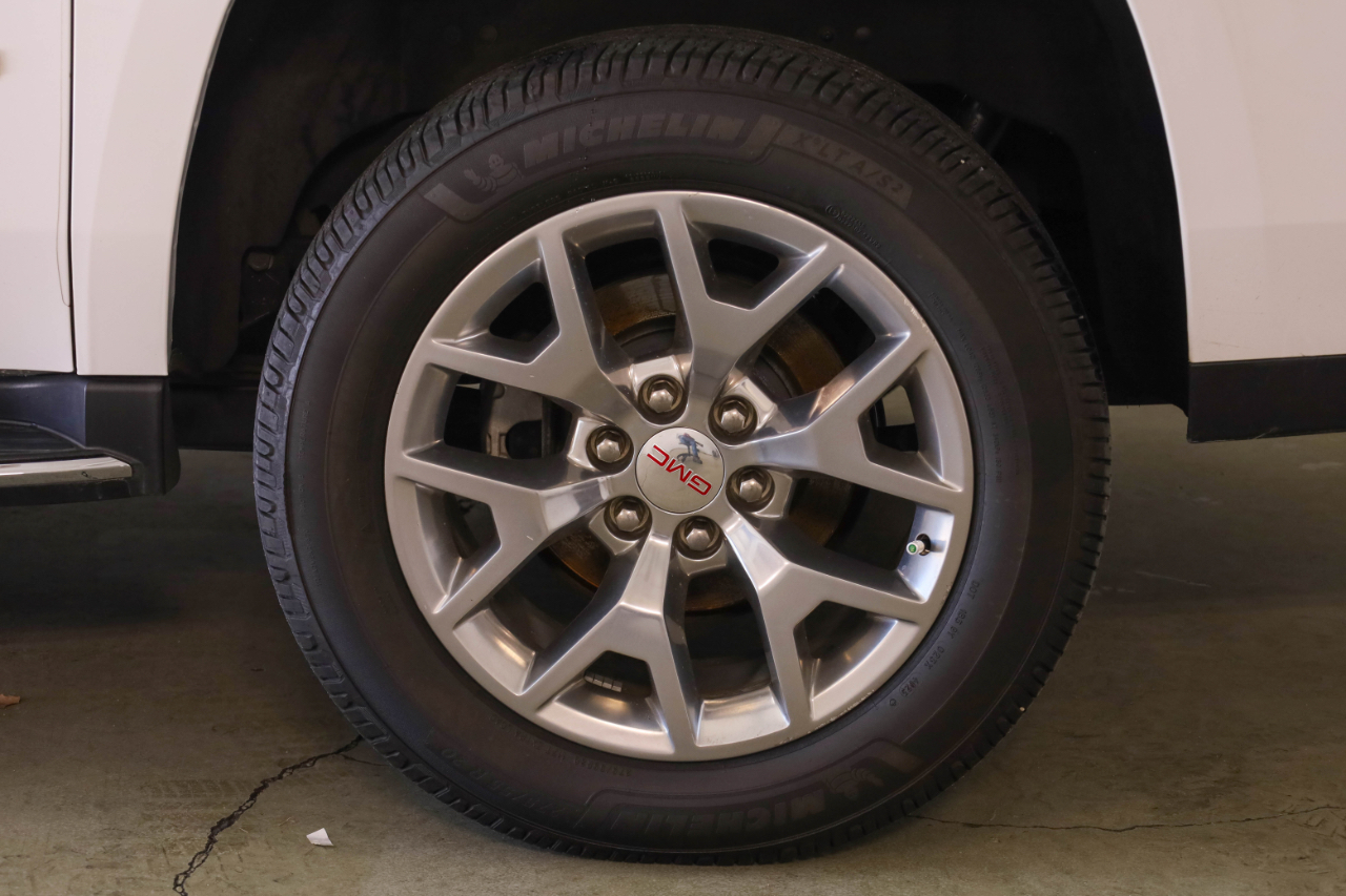 GMC Yukon XL 2WD 4dr SLT 2018