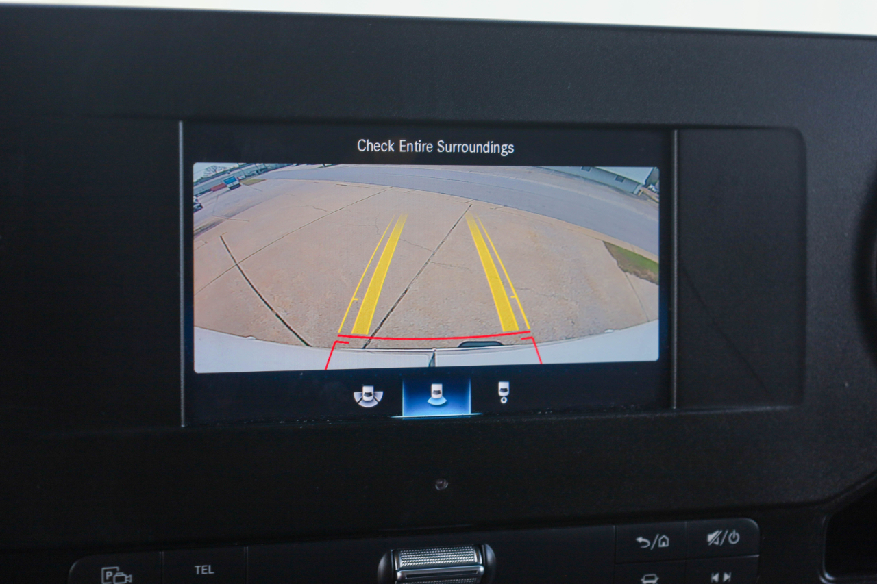 Mercedes-Benz Sprinter Cargo Van 2500 Standard Roof I4 144" RWD 2022