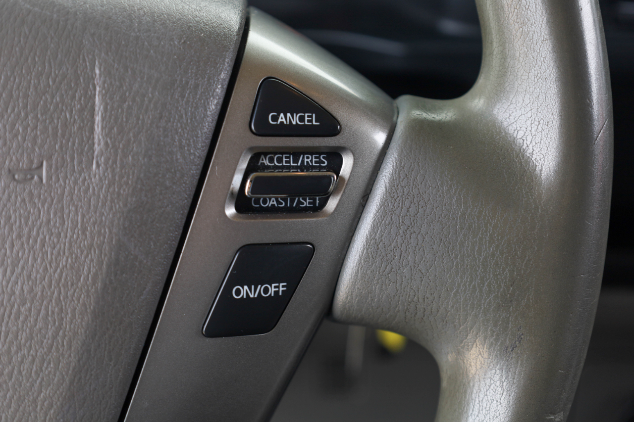 Nissan NV Cargo NV1500 Standard Roof V6 SV 2018