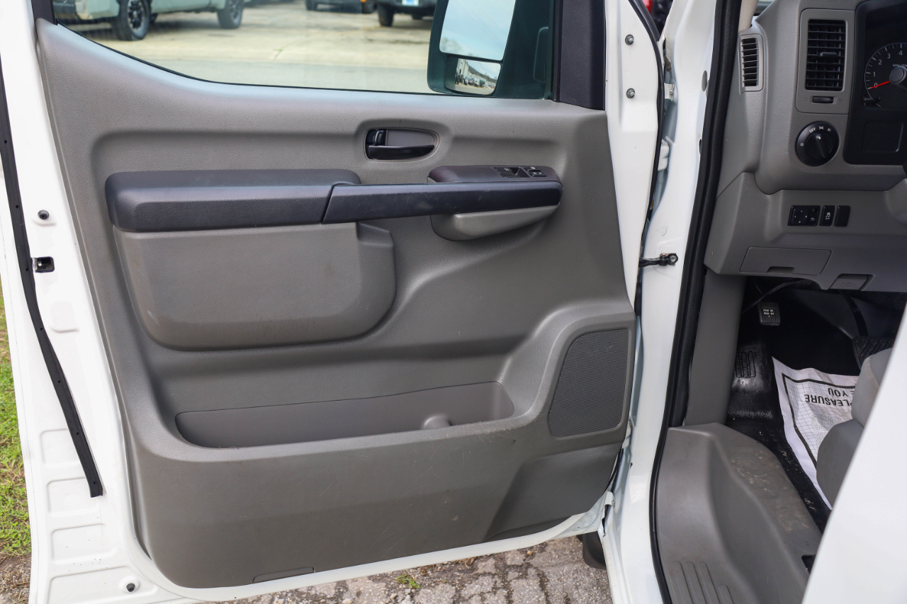 Nissan NV Cargo NV1500 Standard Roof V6 SV 2018