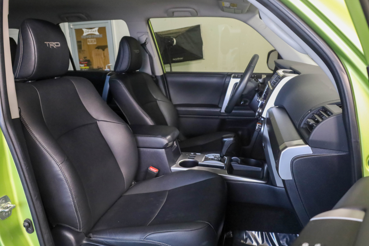 Toyota 4Runner TRD Sport 2WD (Natl) 2023