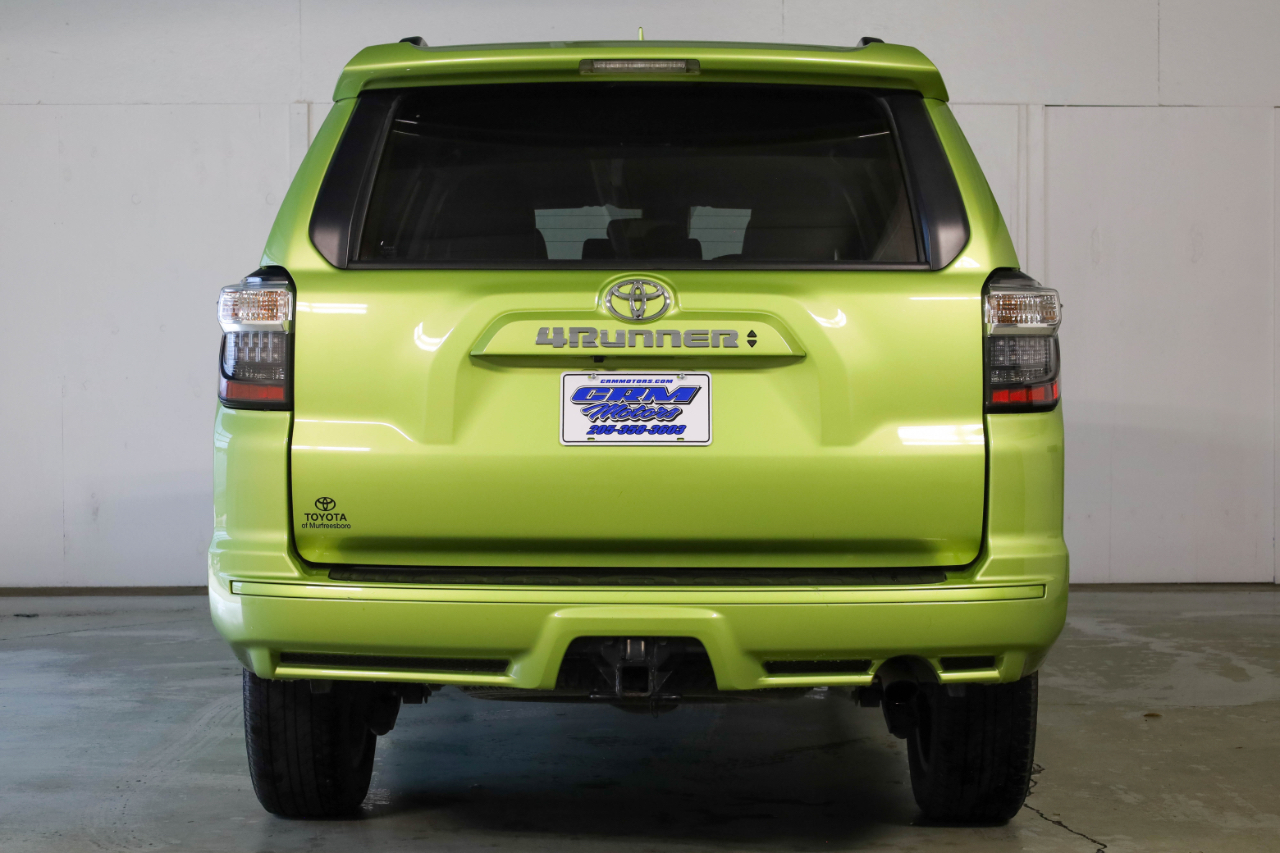 Toyota 4Runner TRD Sport 2WD (Natl) 2023