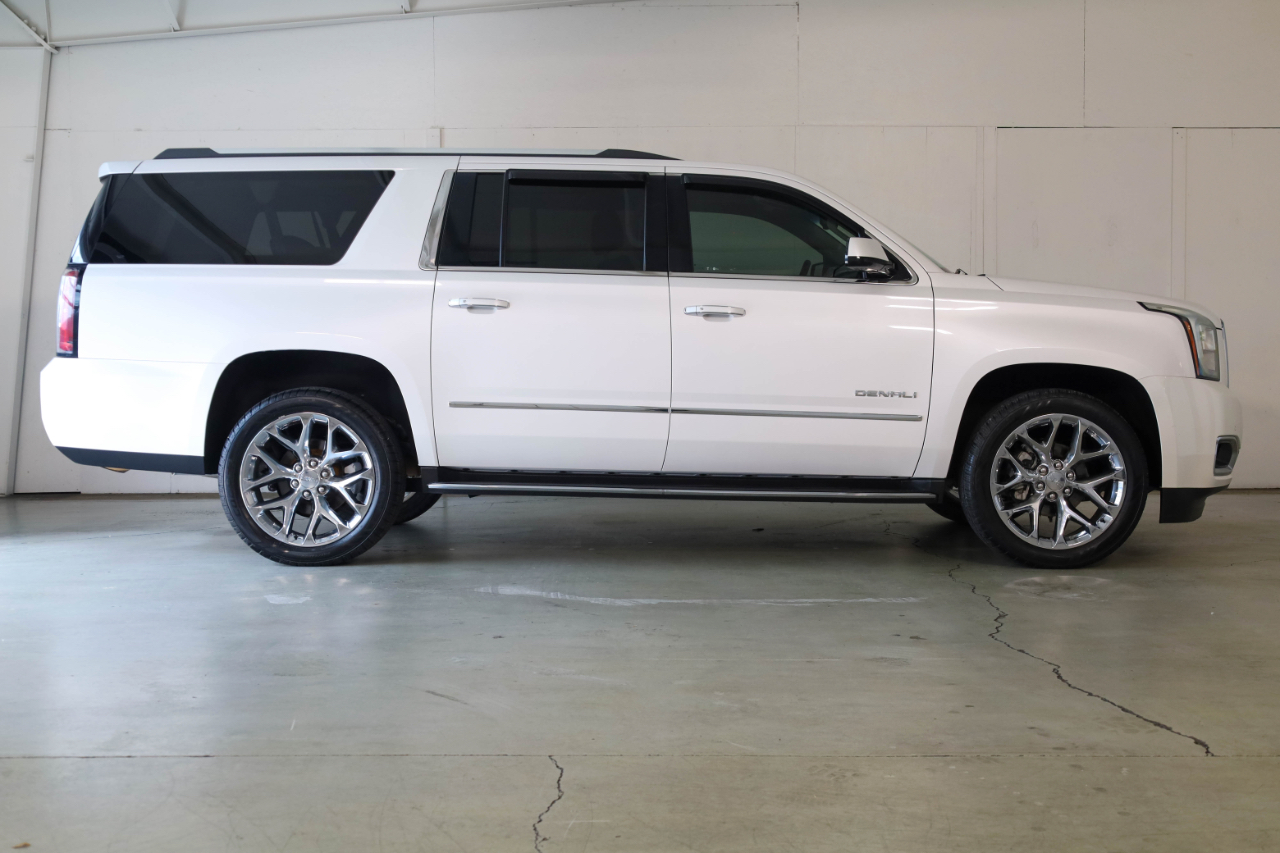 GMC Yukon XL 2WD 4dr Denali 2017