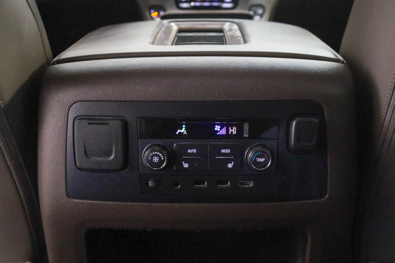 GMC Yukon XL 2WD 4dr Denali 2017