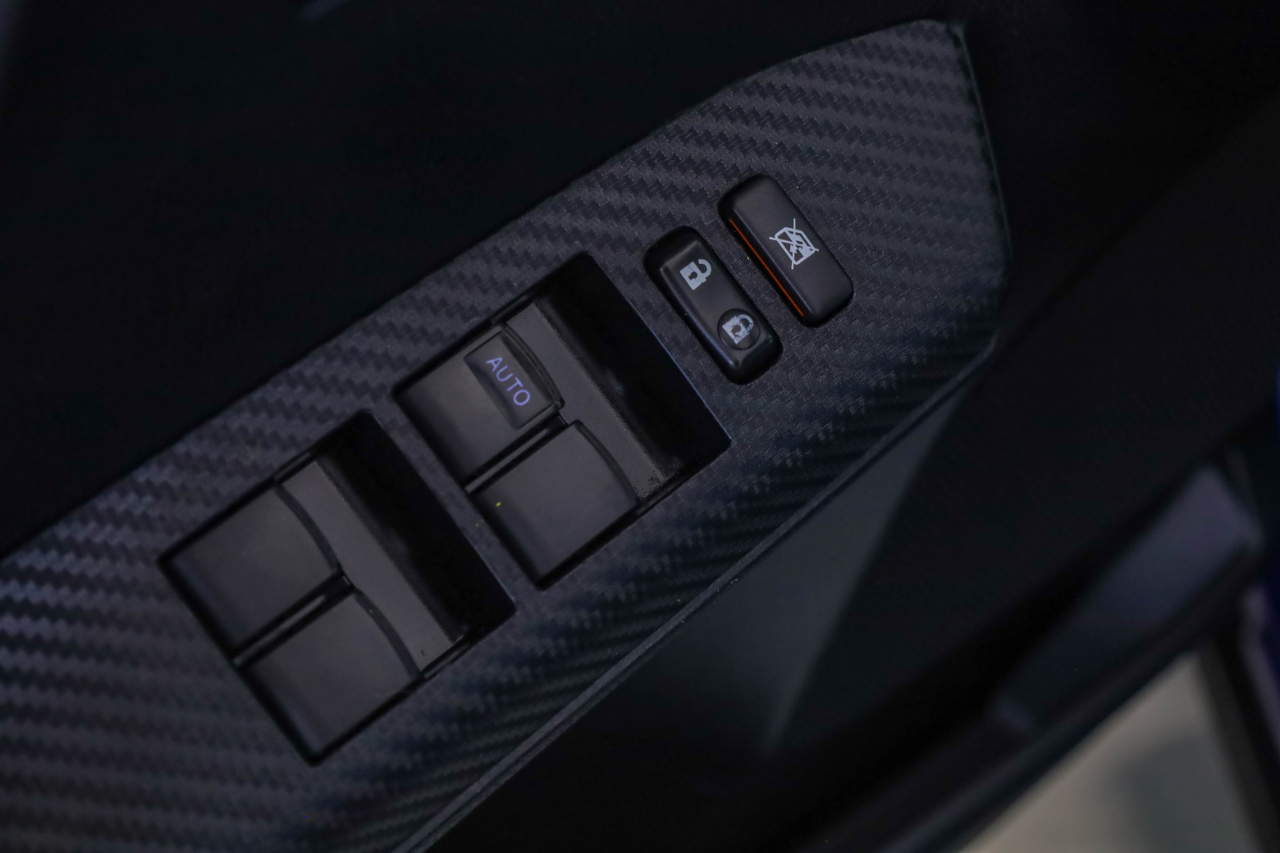 Toyota RAV4 FWD 4dr LE (Natl) 2014