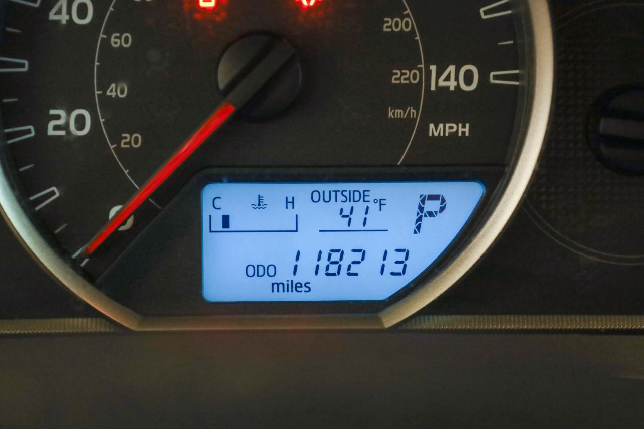 Toyota RAV4 FWD 4dr LE (Natl) 2014