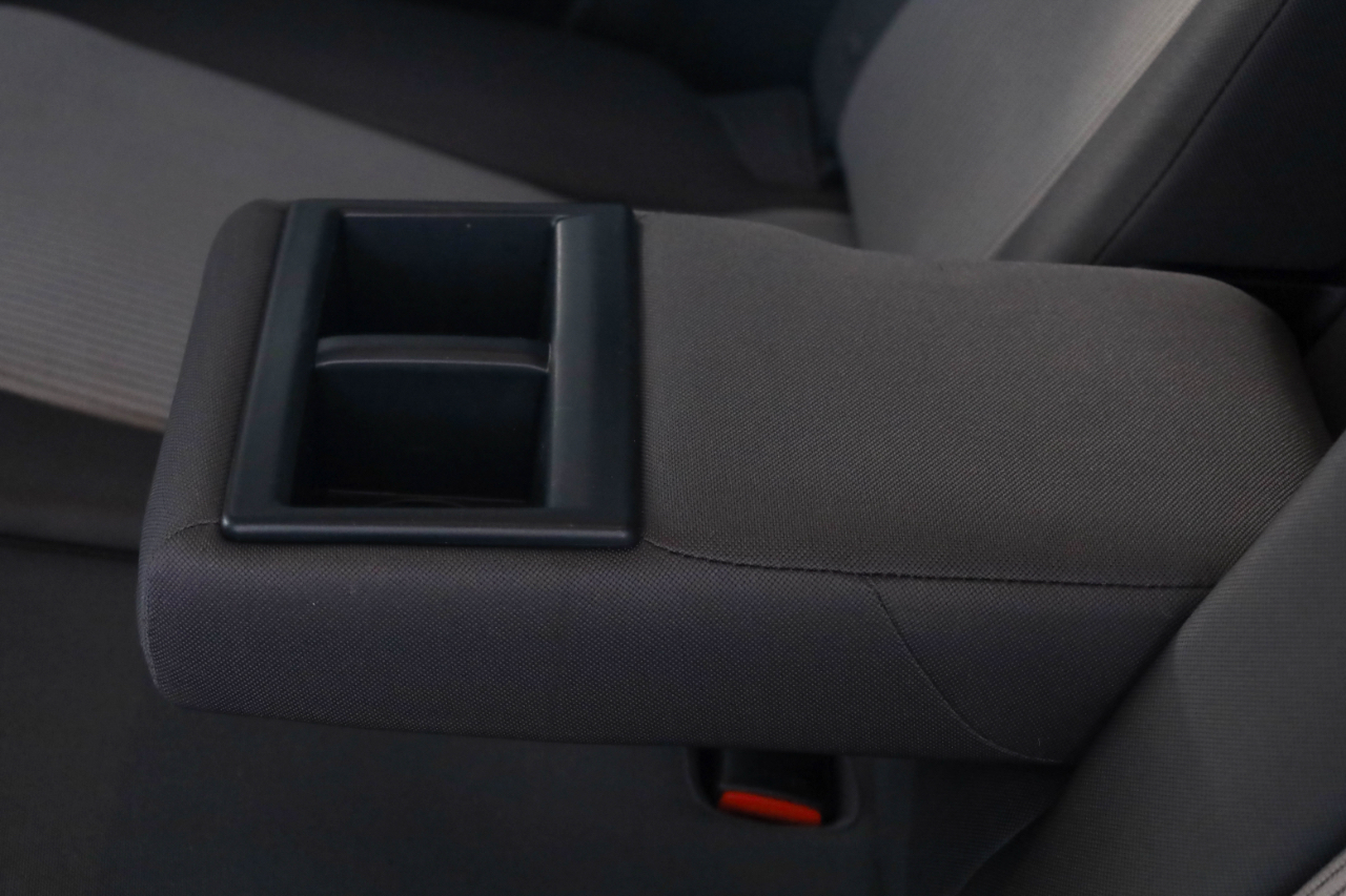 Toyota RAV4 FWD 4dr LE (Natl) 2014