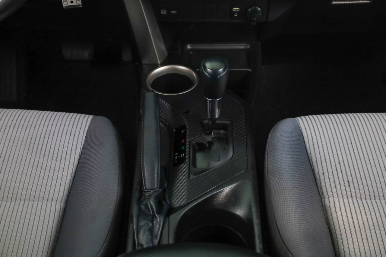 Toyota RAV4 FWD 4dr LE (Natl) 2014