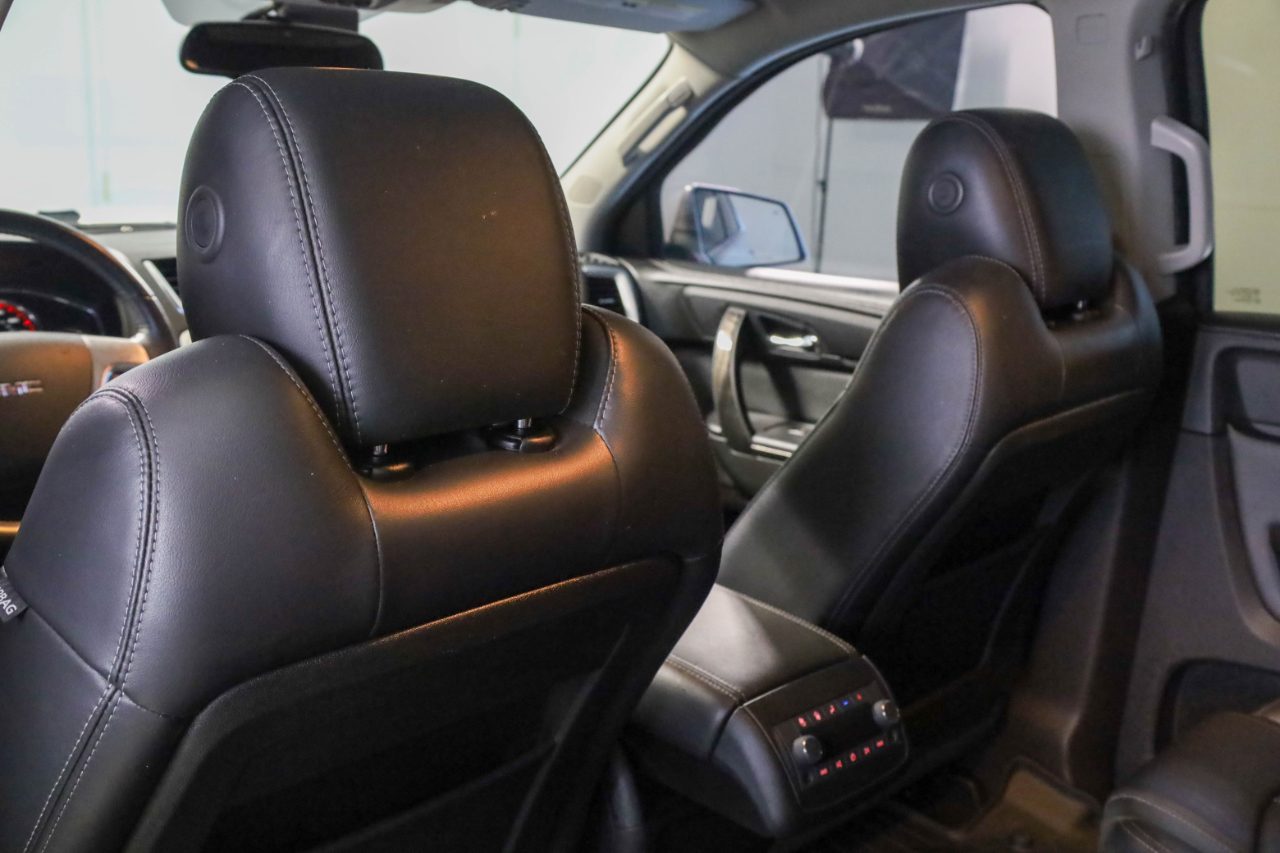 GMC Acadia FWD 4dr SLT w/SLT-1 2016