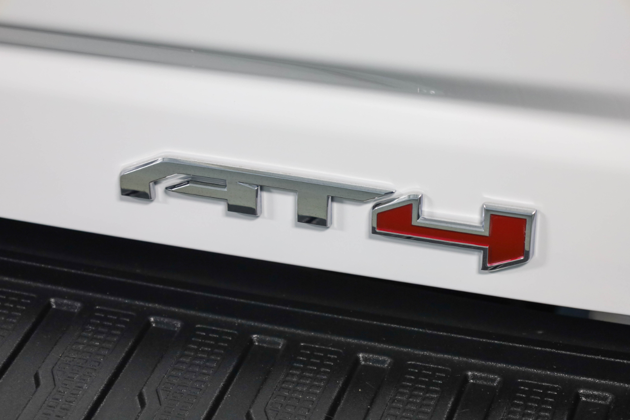 GMC Sierra 3500HD 4WD Crew Cab 159" AT4 2021