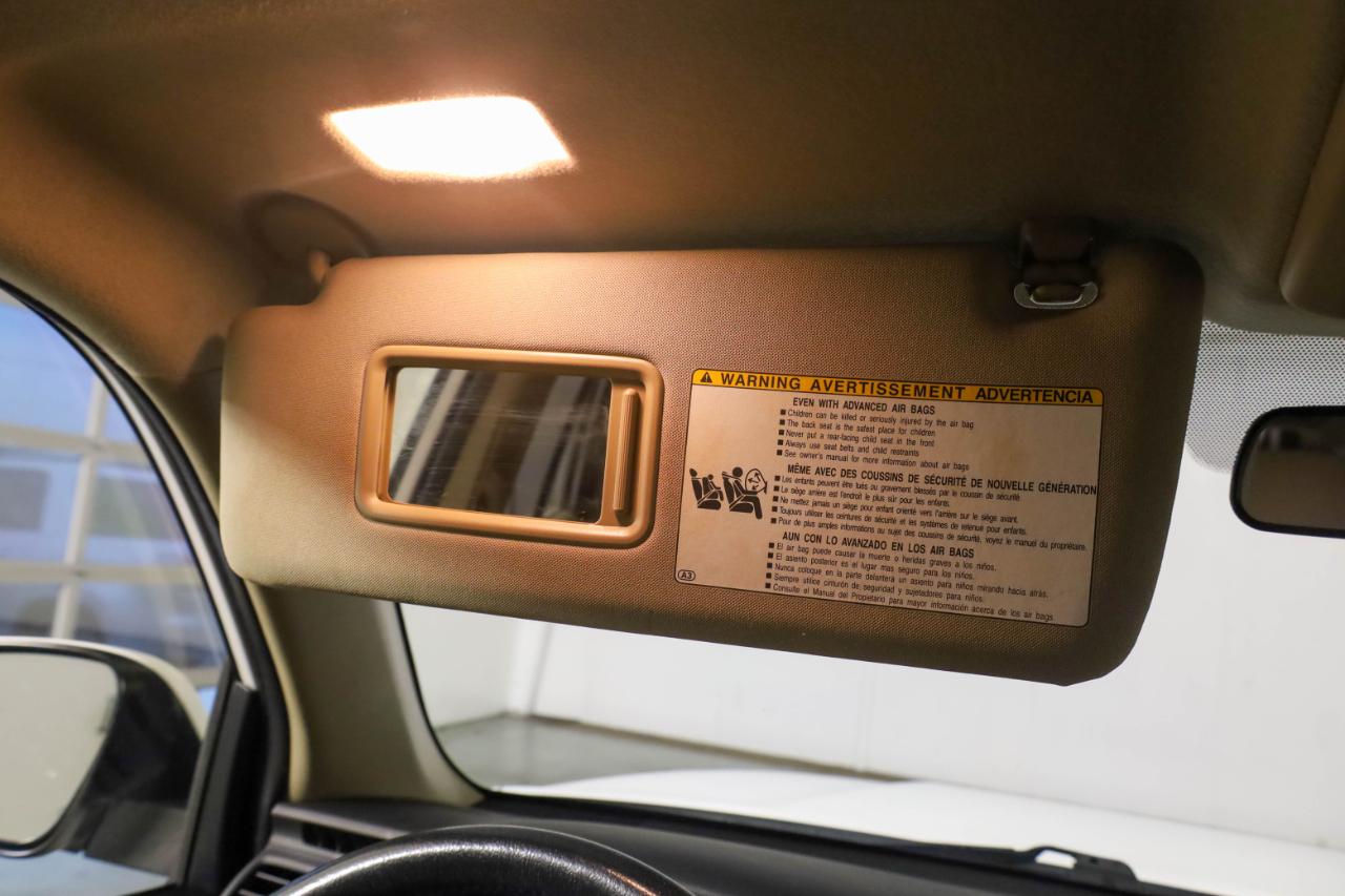 Toyota 4Runner SR5 2WD (Natl) 2017