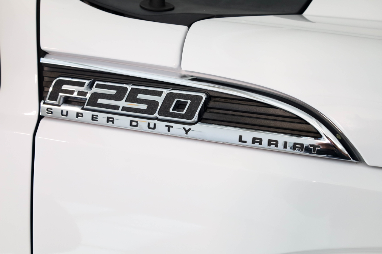 Ford Super Duty F-250 SRW 4WD Crew Cab 172" Lariat 2015
