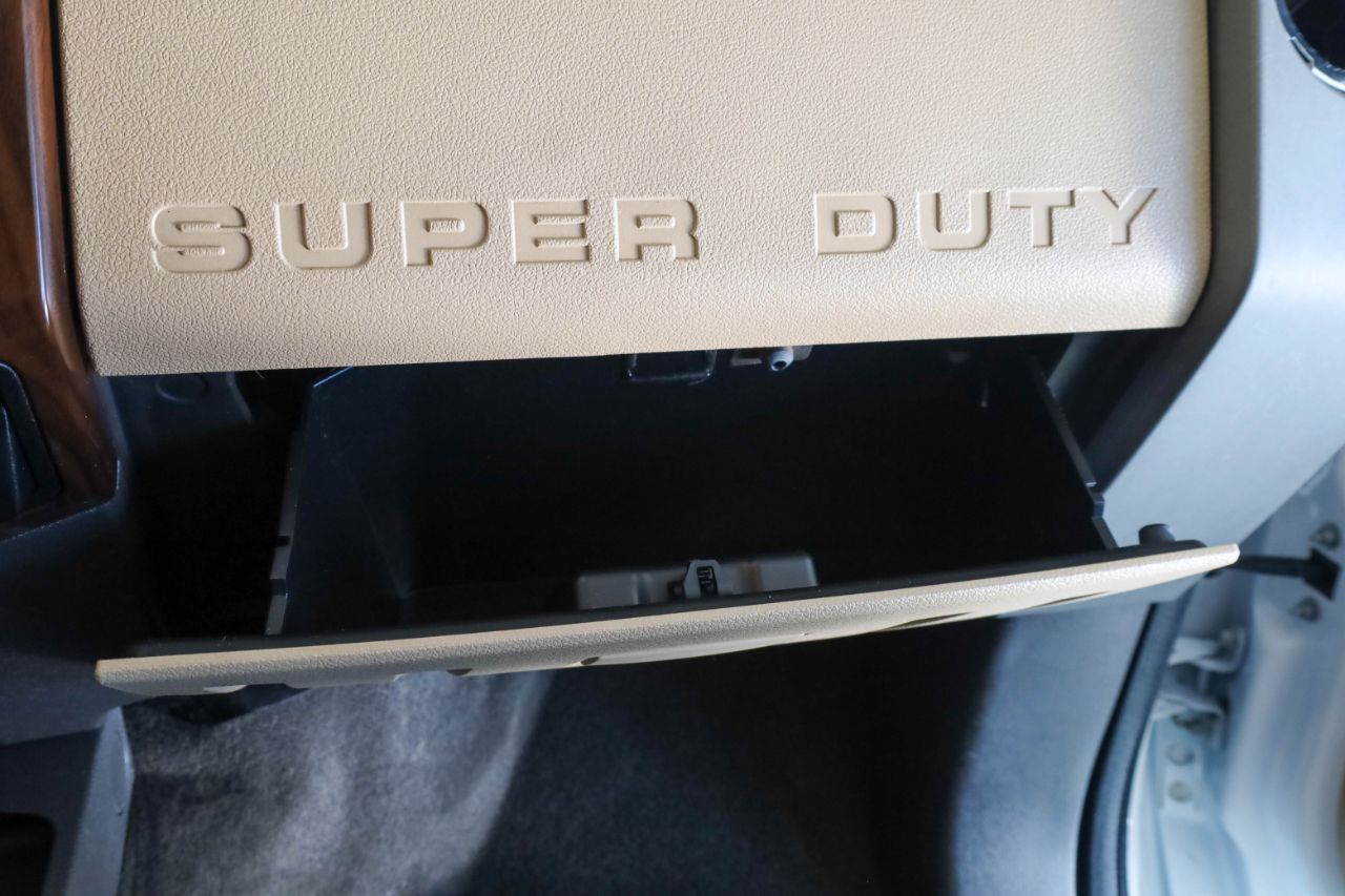 Ford Super Duty F-250 SRW 4WD Crew Cab 172" Lariat 2015