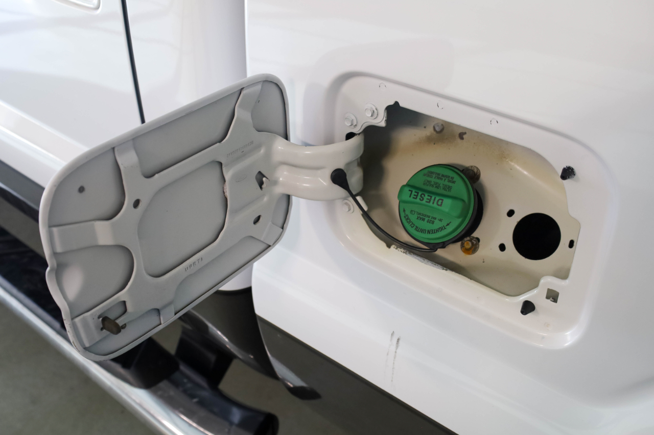 Ford Super Duty F-250 SRW 4WD Crew Cab 172" Lariat 2015