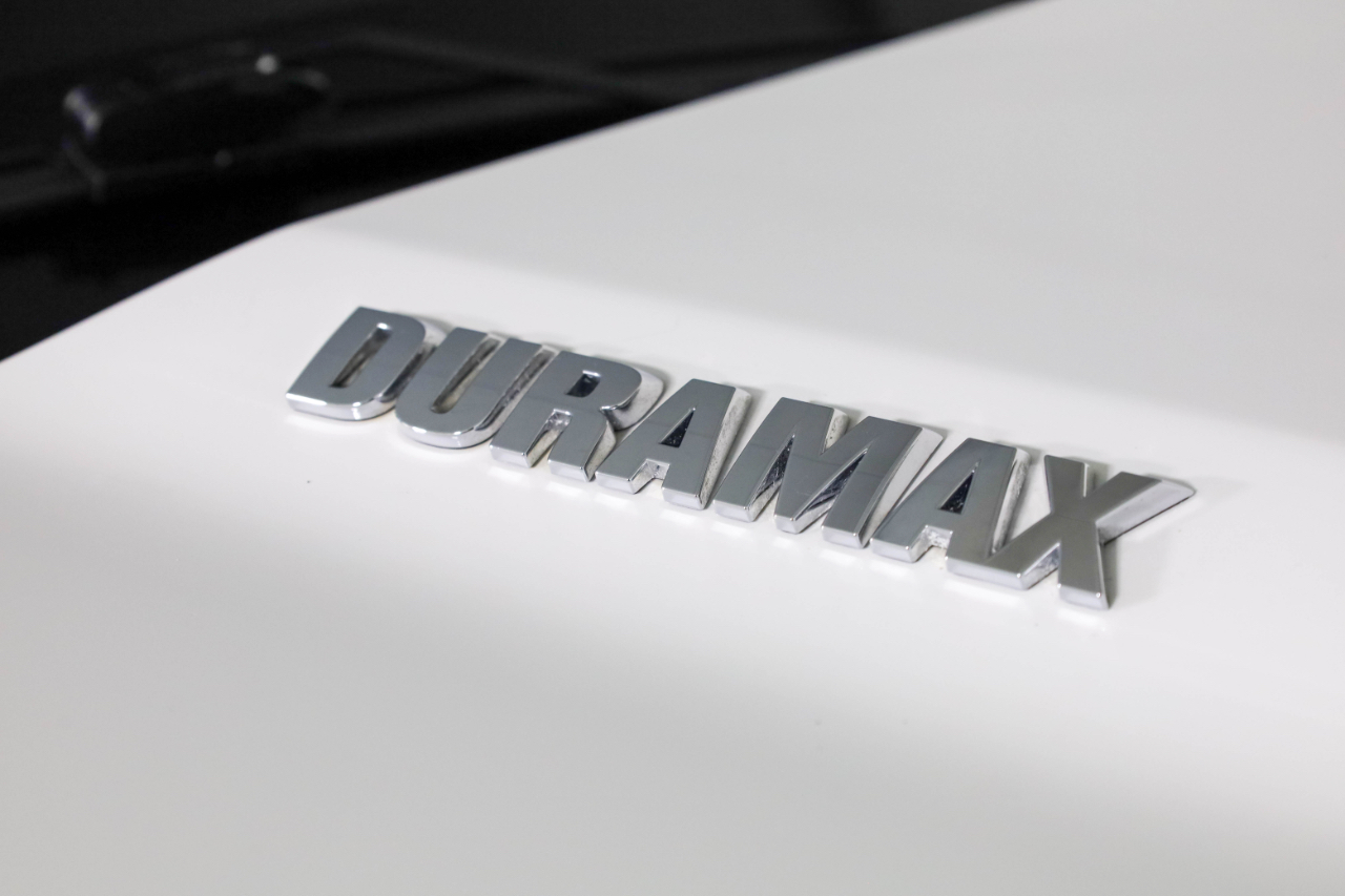 Chevrolet Silverado 1500 4WD Crew Cab 147" RST 2020