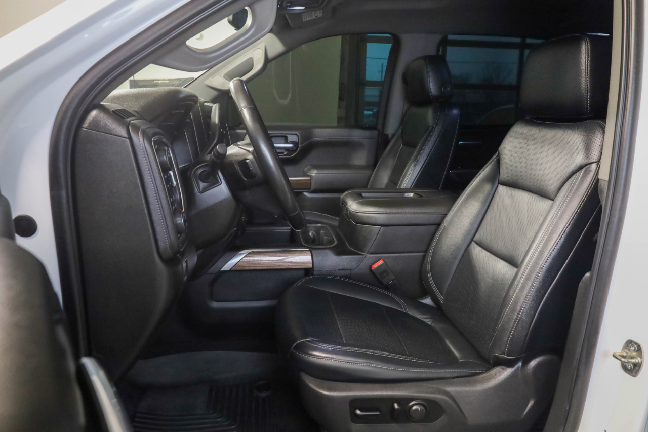 Chevrolet Silverado 1500 4WD Crew Cab 147" RST 2020