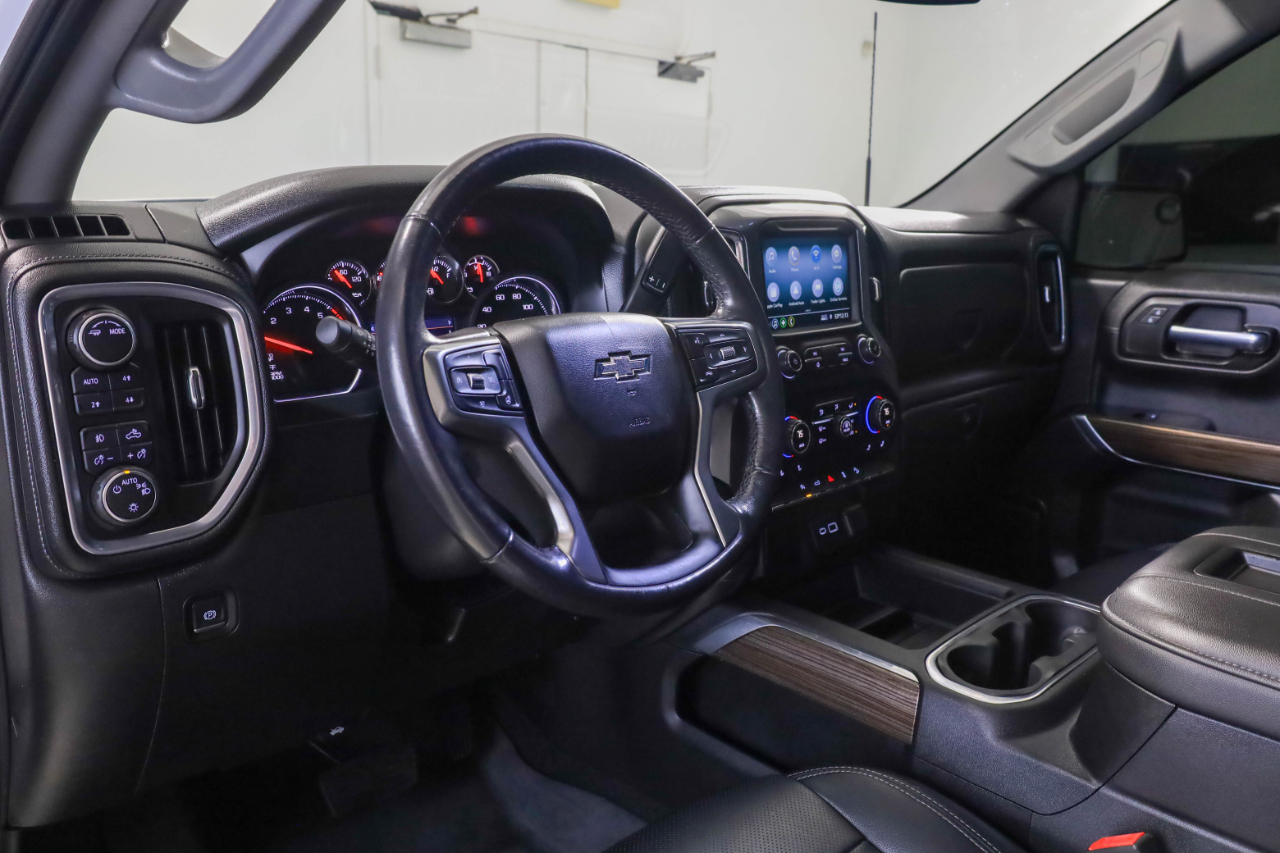 Chevrolet Silverado 1500 4WD Crew Cab 147" RST 2020