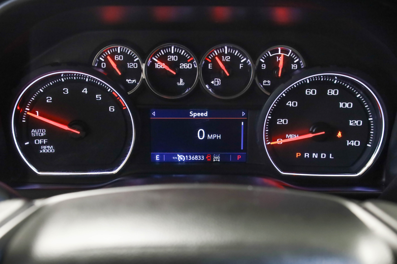 Chevrolet Silverado 1500 4WD Crew Cab 147" RST 2020