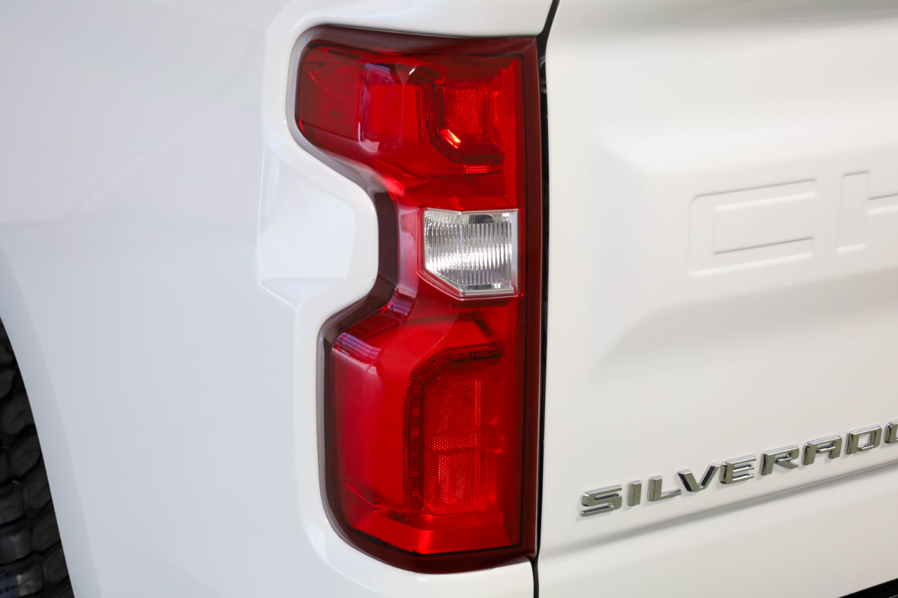 Chevrolet Silverado 1500 4WD Crew Cab 147" RST 2020